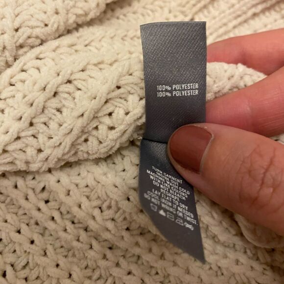 Aerie Cream Turtleneck Sweater - Picture 8 of 8